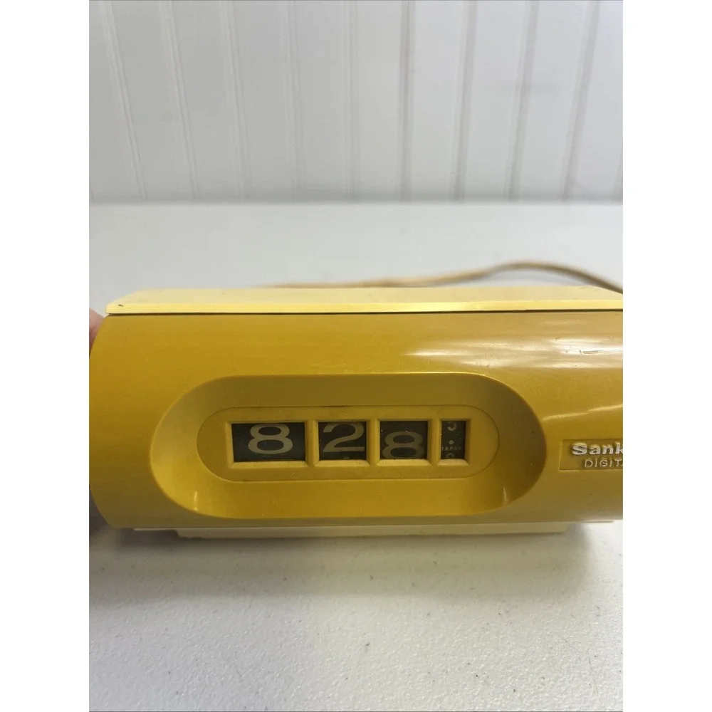 Rare SANKYO 451 Flip Clock Retro Vintage 50Hz  Collector For Parts Or Repair